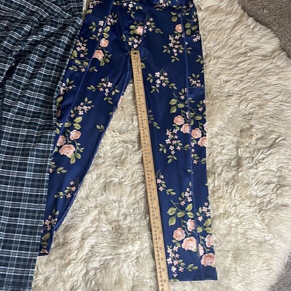 Aeropostale leggings Womens medium Set of 2 - Picture 8 of 10